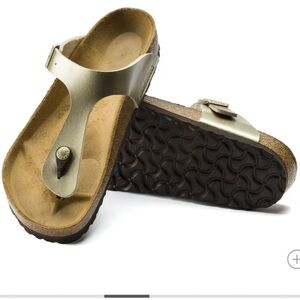 New in Box Birkenstock Gizeh Birko-Flor Sandals in Metallic Gold size 8